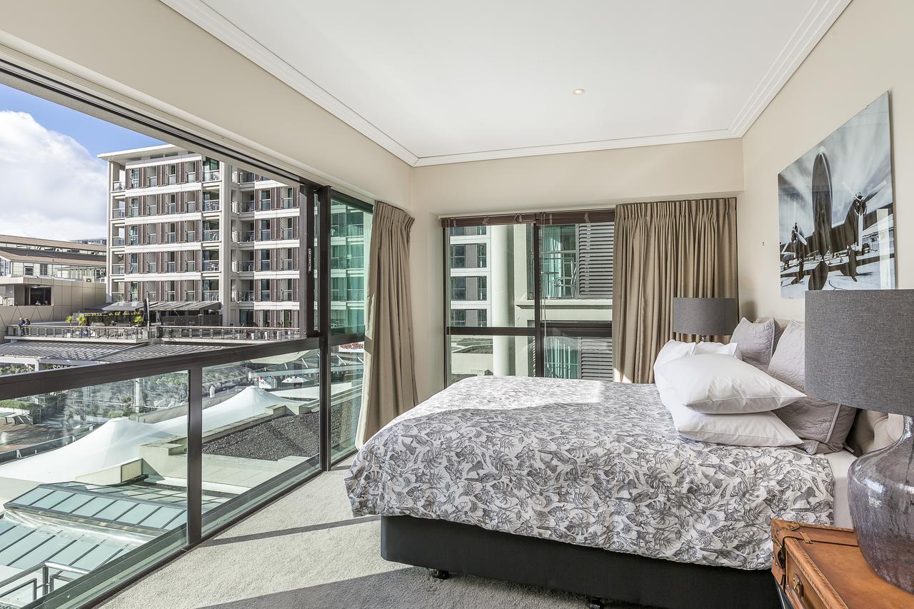 Cbd Viaduct Harbour Resort Auckland Exteriör bild
