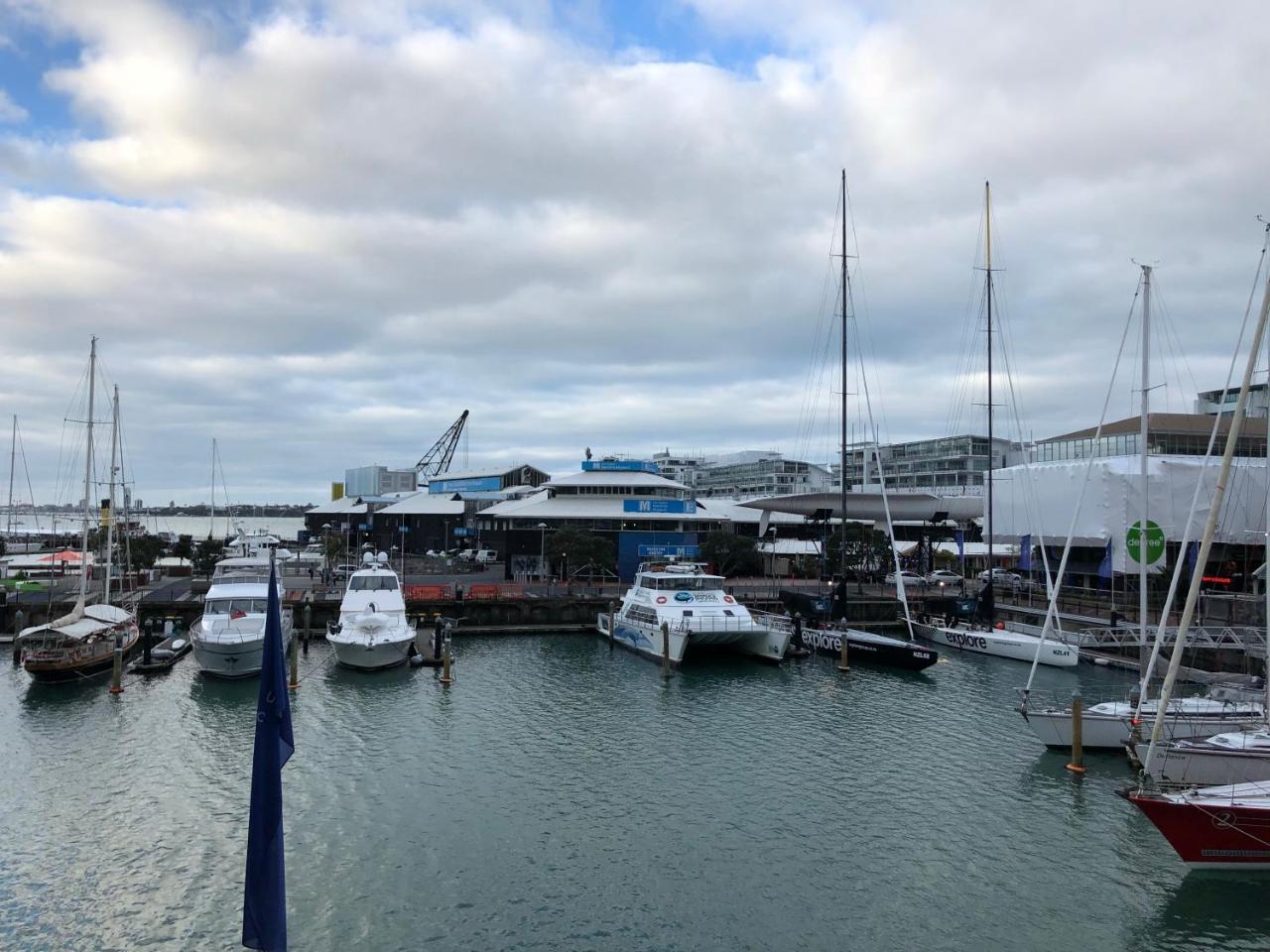 Cbd Viaduct Harbour Resort Auckland Exteriör bild
