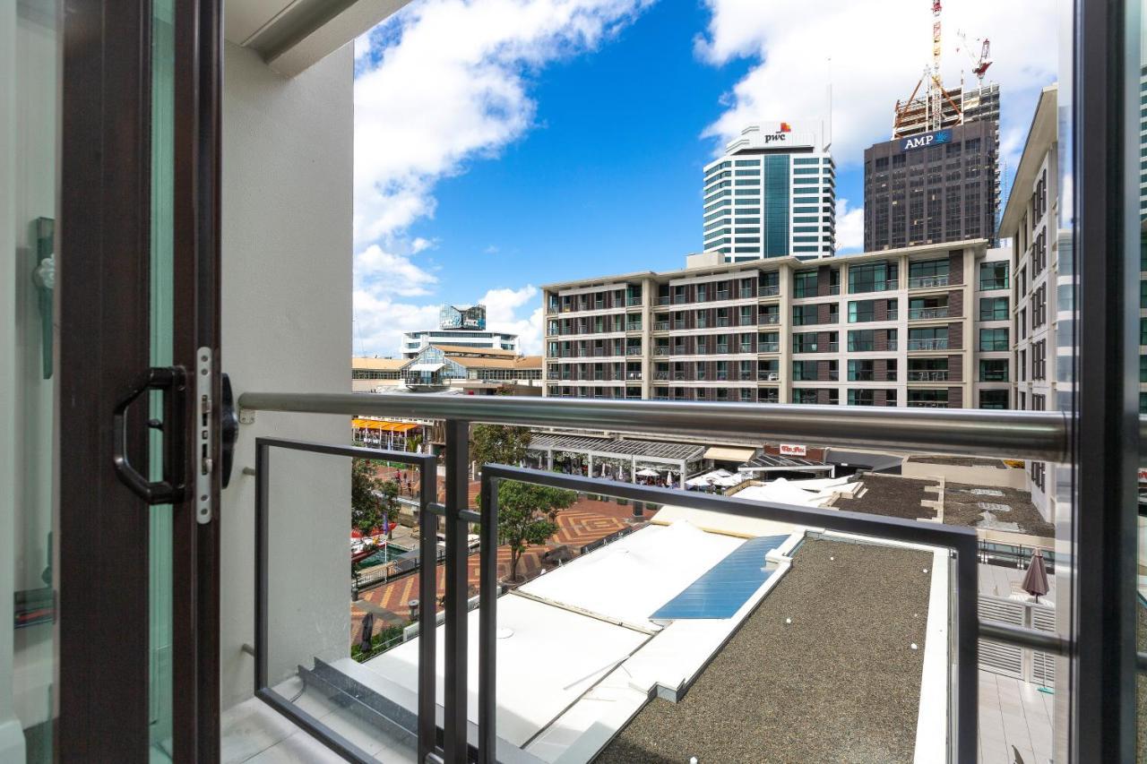 Cbd Viaduct Harbour Resort Auckland Exteriör bild